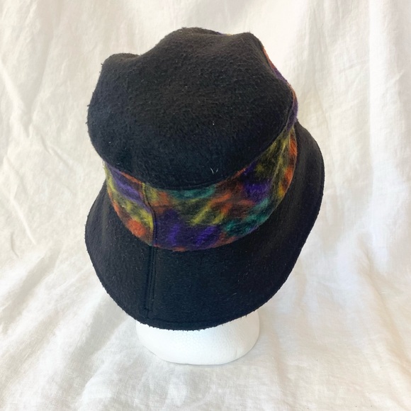 Vintage 90s Fleece Bucket Hat - Picture 4 of 14